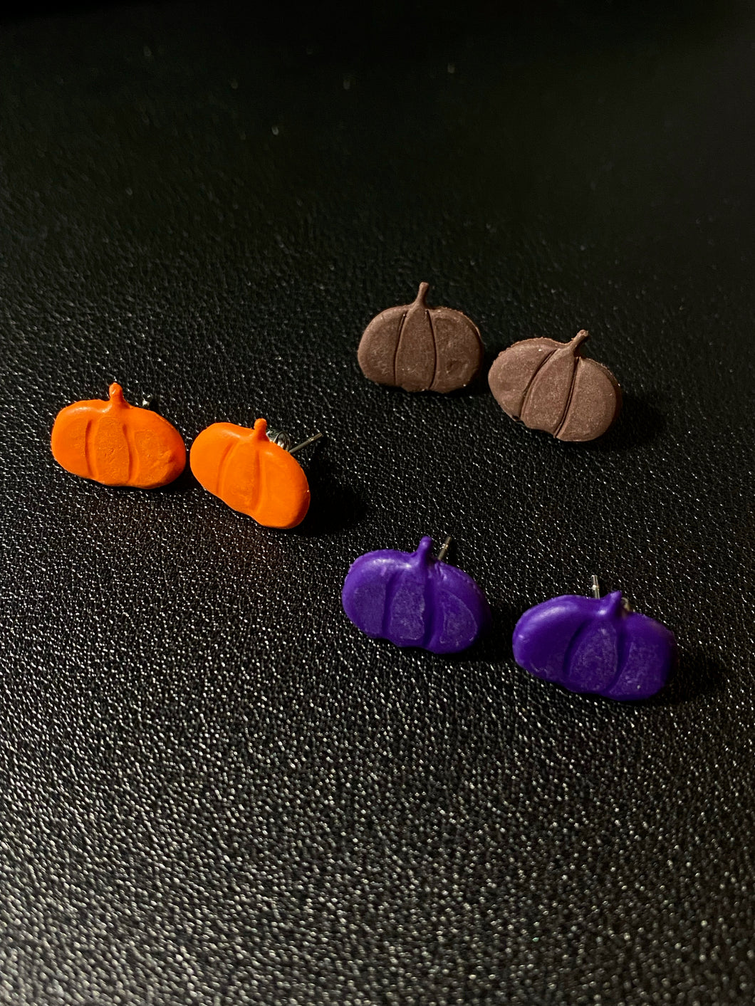 Pumpkin Mini Stud